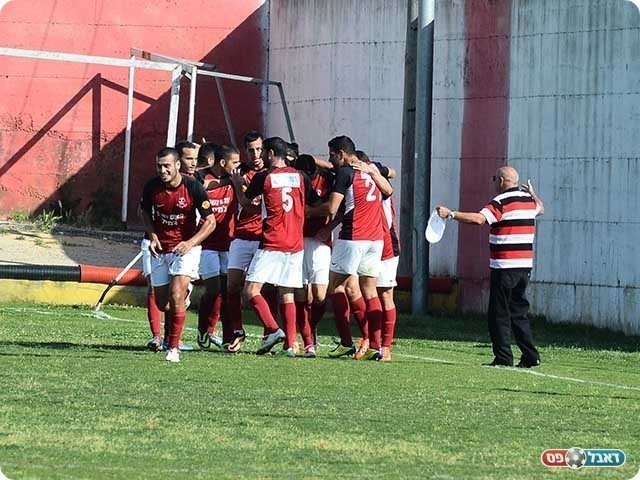 מהלך כדורגל ענק, חגיגות השער השלישי (ארנון לוי)